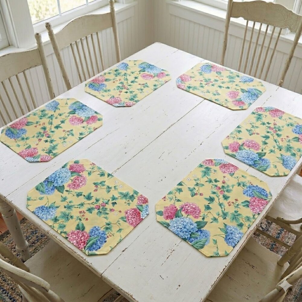 Set of 6 Reversible Hydrangea Placemats Yellow Pink Blue Floral Cottagecore Vtg